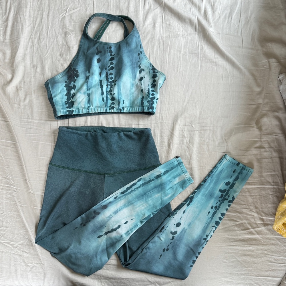 Onzie Teal & Black Tie-Dye Workout Set Size Medium 6-8 - Festival Aerial Silks